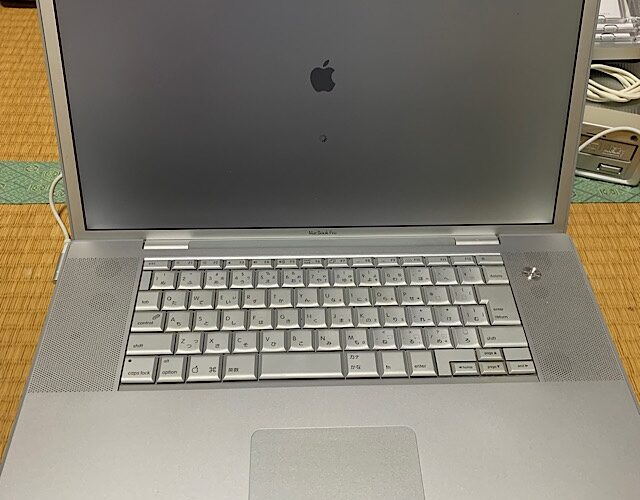 MacBookPro Late2006 17inch(A1212)をメンテナンス2